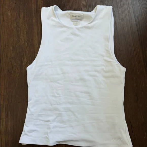 Aritzia Original Contour Muscle Tank White - Picture 2 of 3